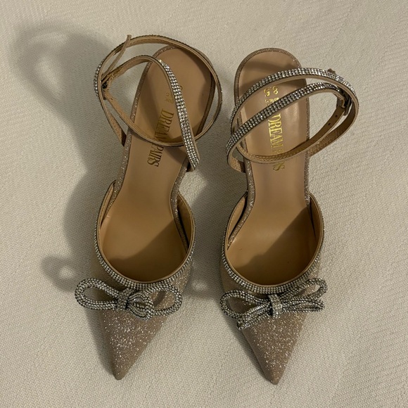 Sparkly Gold Bow Heels with Rhinestone Detailing Silver Bow Size 8.5 - Picture 5 of 7